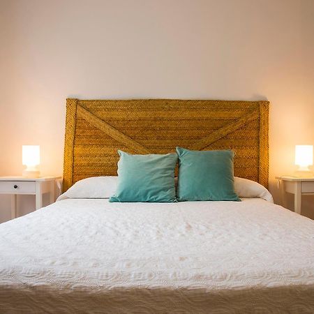 B&B Masia Aitona Vall dʼAlba 外观 照片