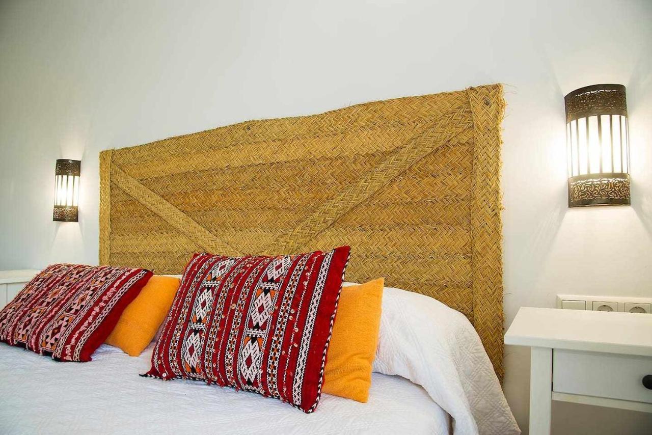 B&B Masia Aitona Vall dʼAlba 外观 照片