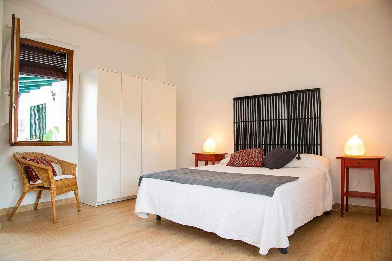 B&B Masia Aitona Vall dʼAlba 外观 照片