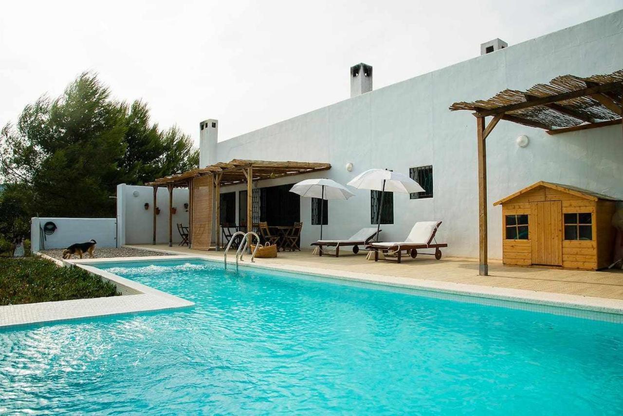 B&B Masia Aitona Vall dʼAlba 外观 照片