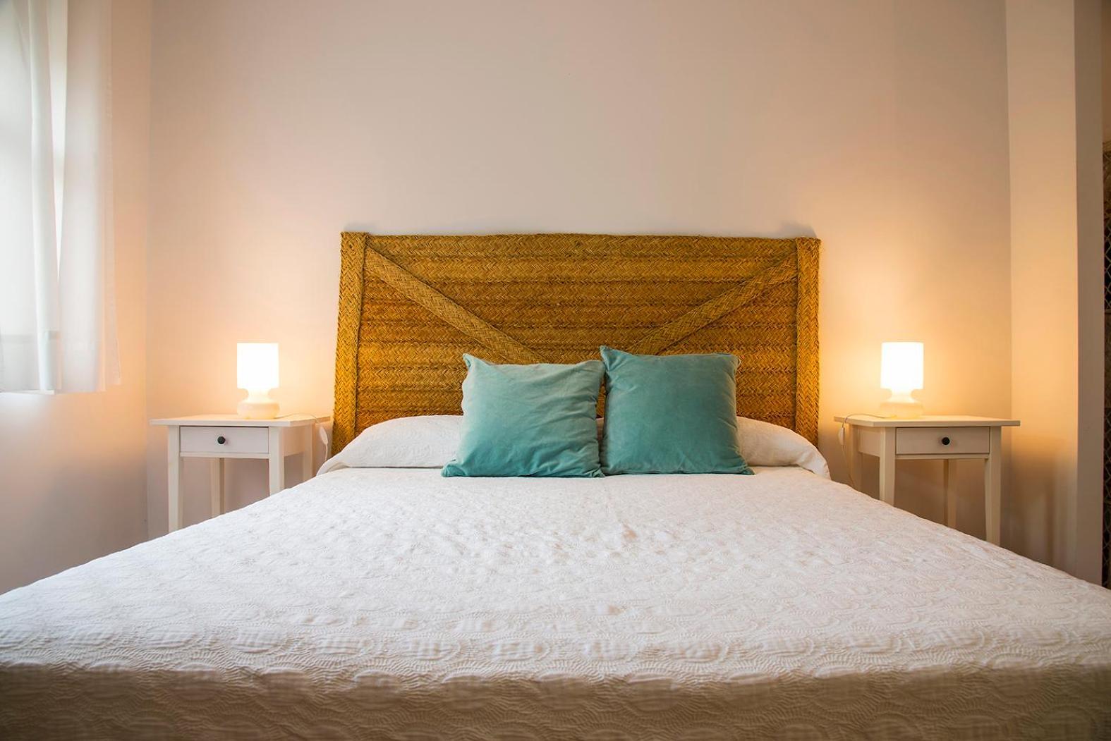 B&B Masia Aitona Vall dʼAlba 外观 照片